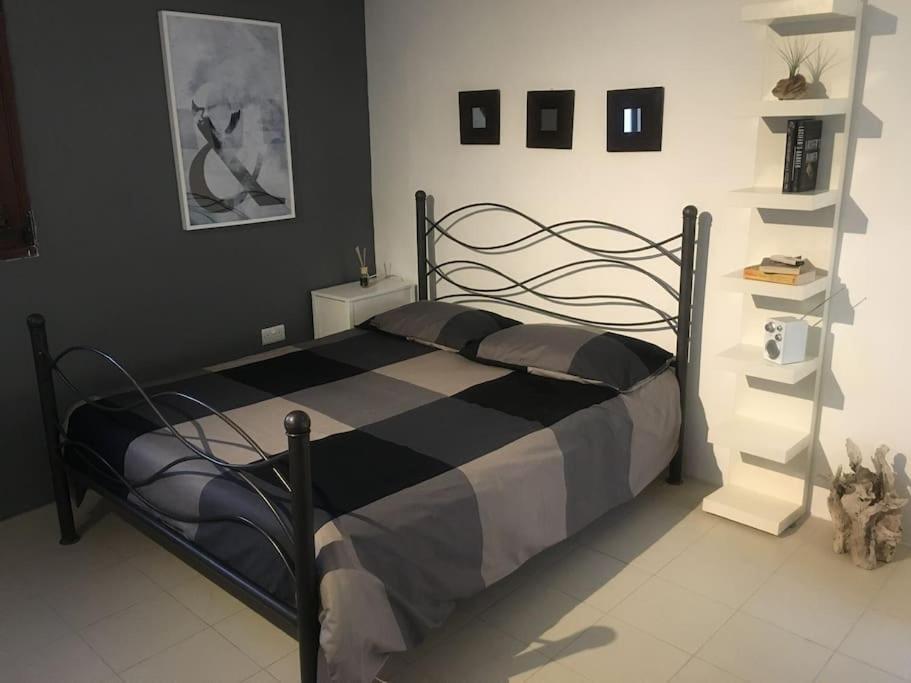 Studio Apartment With Pool In House Of Character. Биркиркара Екстериор снимка
